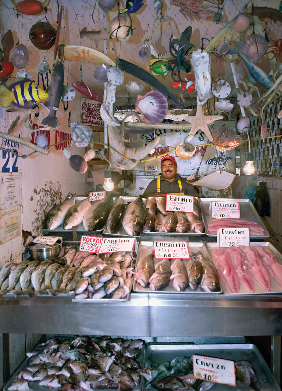 Locally caught seafood for sale at Mercado de Mariscos.