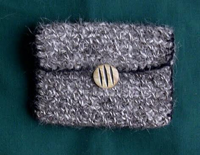 A coin purse made from the hair of a Husky / Courtesy Doreen Kelly